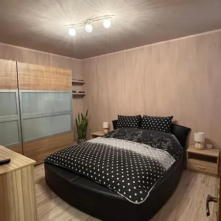 Makra-Teto Oeregtoelgy Apartman Beci Exterior foto